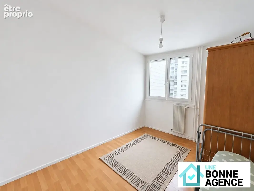Appartement 4 pièces 75 m² à vendre à Saint-Pierre-Des-Corps (37700) - photo 7
