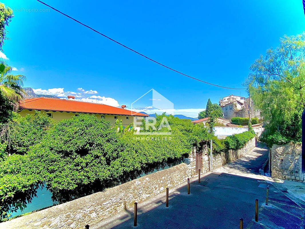 Appartement à VENCE