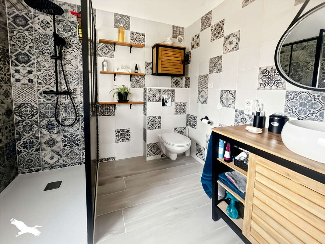 Maison La Penne-sur-Huveaune -112 m2 - 5 pièces - 3 Chambres + Jardin + Piscine - photo 16