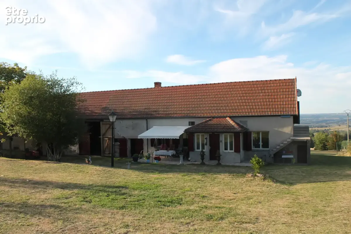Maison à ECHASSIERES