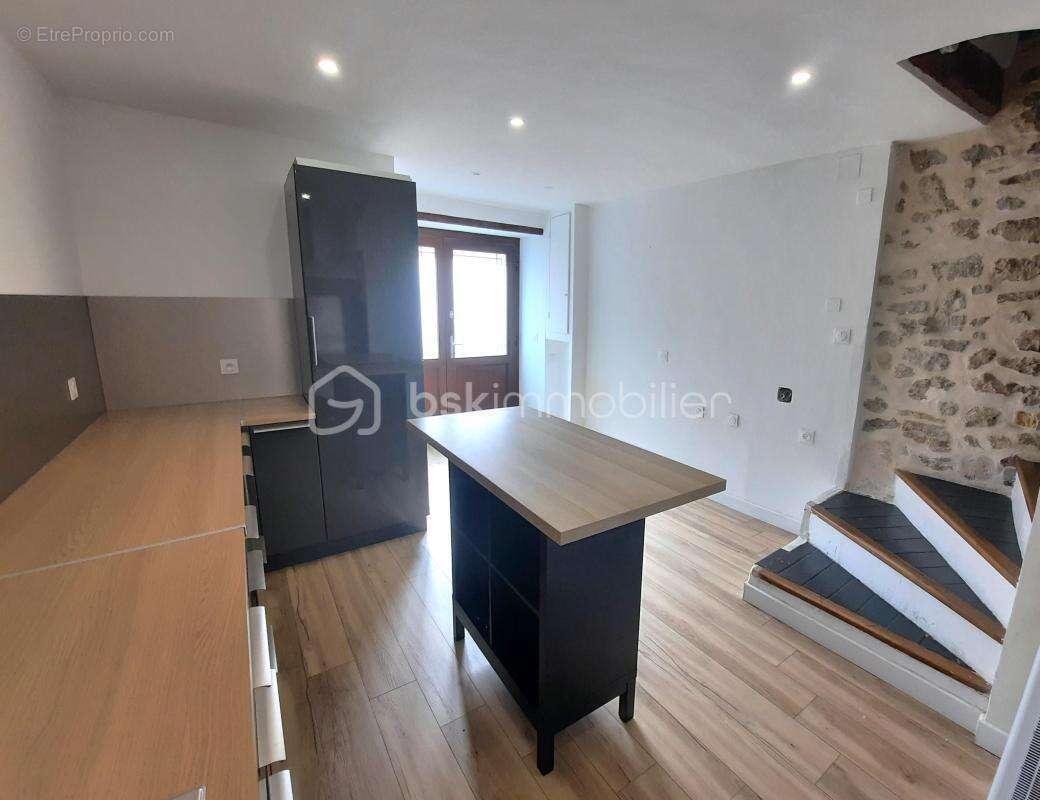 À vendre : Charmante maison de village proche FRÉJUS / ST RAPHAEL - photo 13