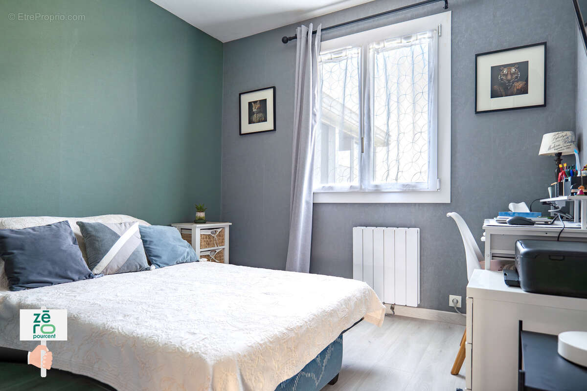 Maison à LES MAGNILS-REIGNIERS