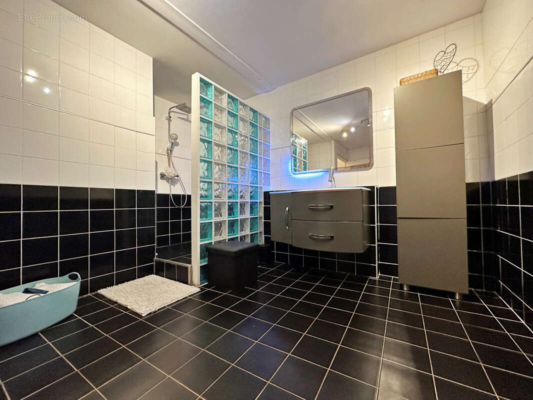 Maison à SAINT-GEORGES-D'ESPERANCHE