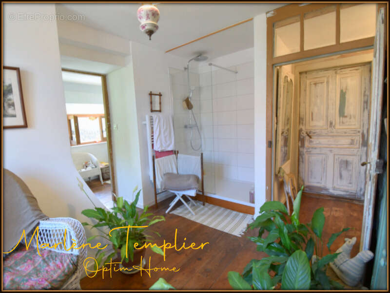 Maison de village de caractère 190 m² + grange & jardin 400 m² — Lucq de Béarn - photo 17