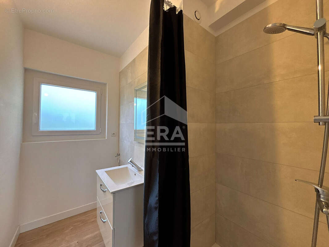 Appartement à SORGUES