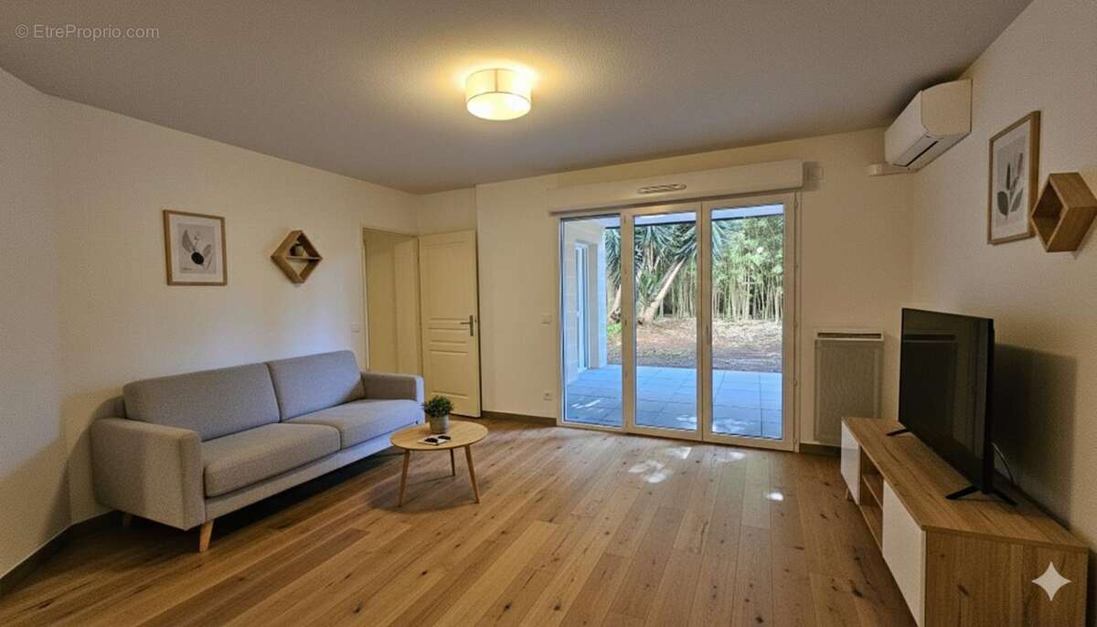 Appartement à LE CANNET