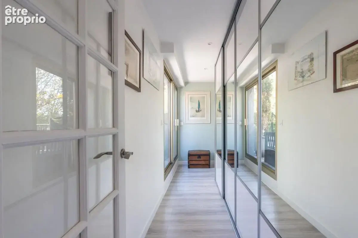 Appartement À Vendre - photo 11