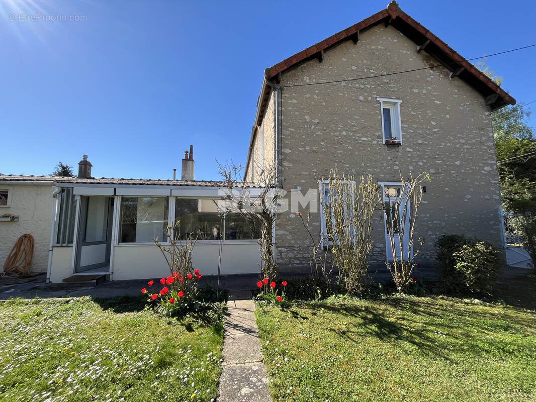 Maison à MALESHERBES
