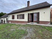 Maison à MOYENNEVILLE