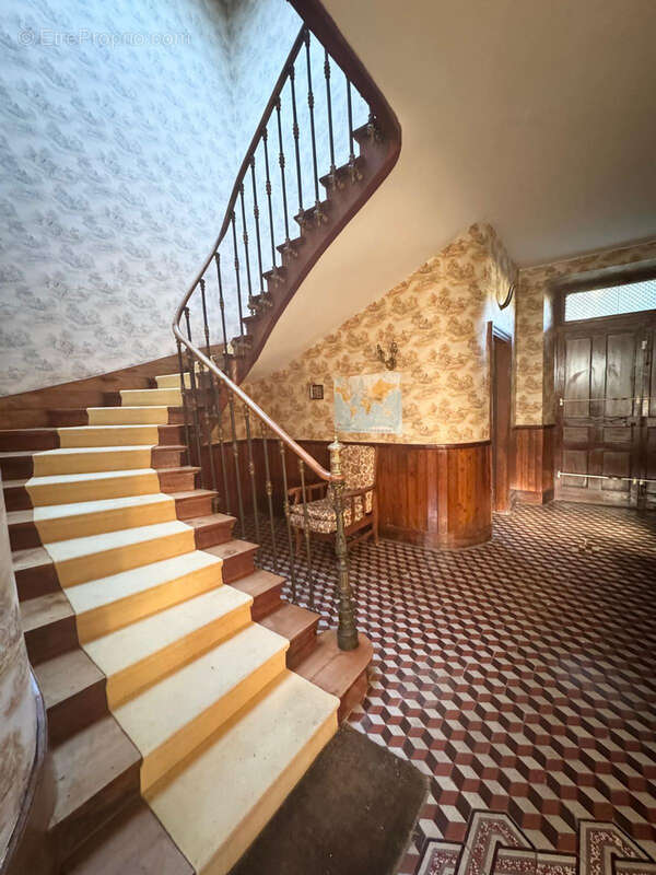 Maison à SAINT-MARTIN-LE-VIEIL