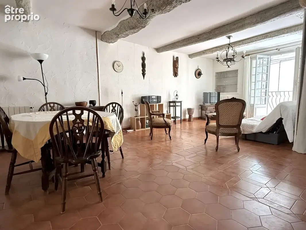 Charmante maison à rénover avec terrasse et garage - photo 2