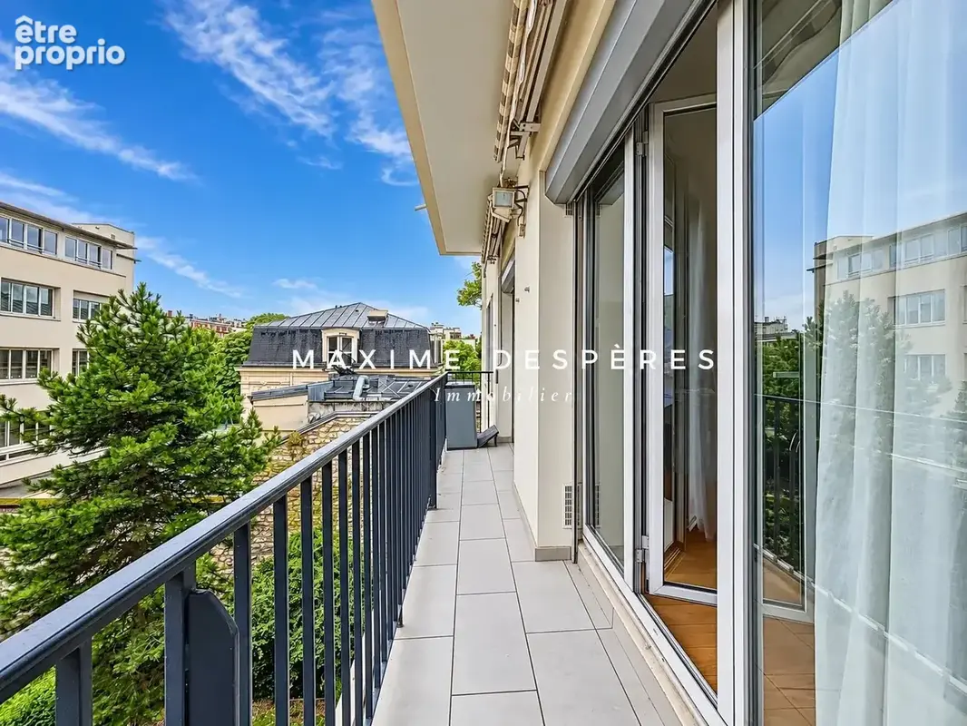 Appartement à NEUILLY-SUR-SEINE