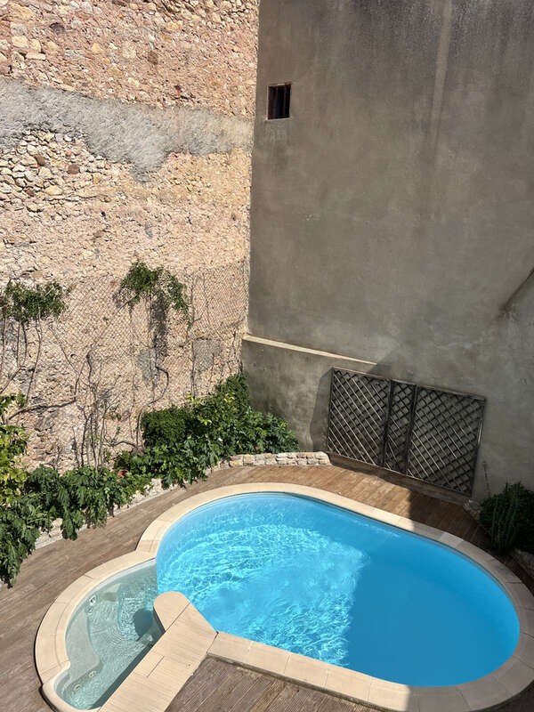 Maison à CRUZY