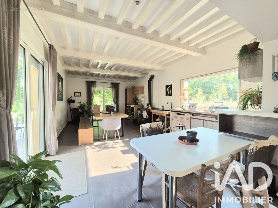 Photo 1 - Maison à GREZOLLES