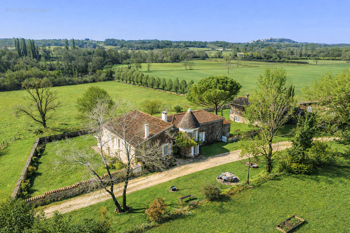 Maison à MONFLANQUIN