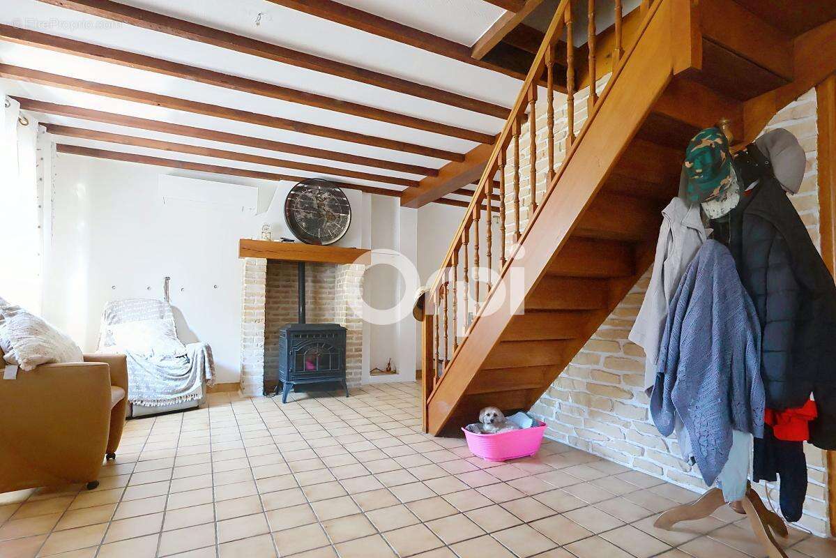 Maison semi individuelle de semi plain pied, 3 chambres, jardin et dépendances à KILLEM (59122) - photo 5