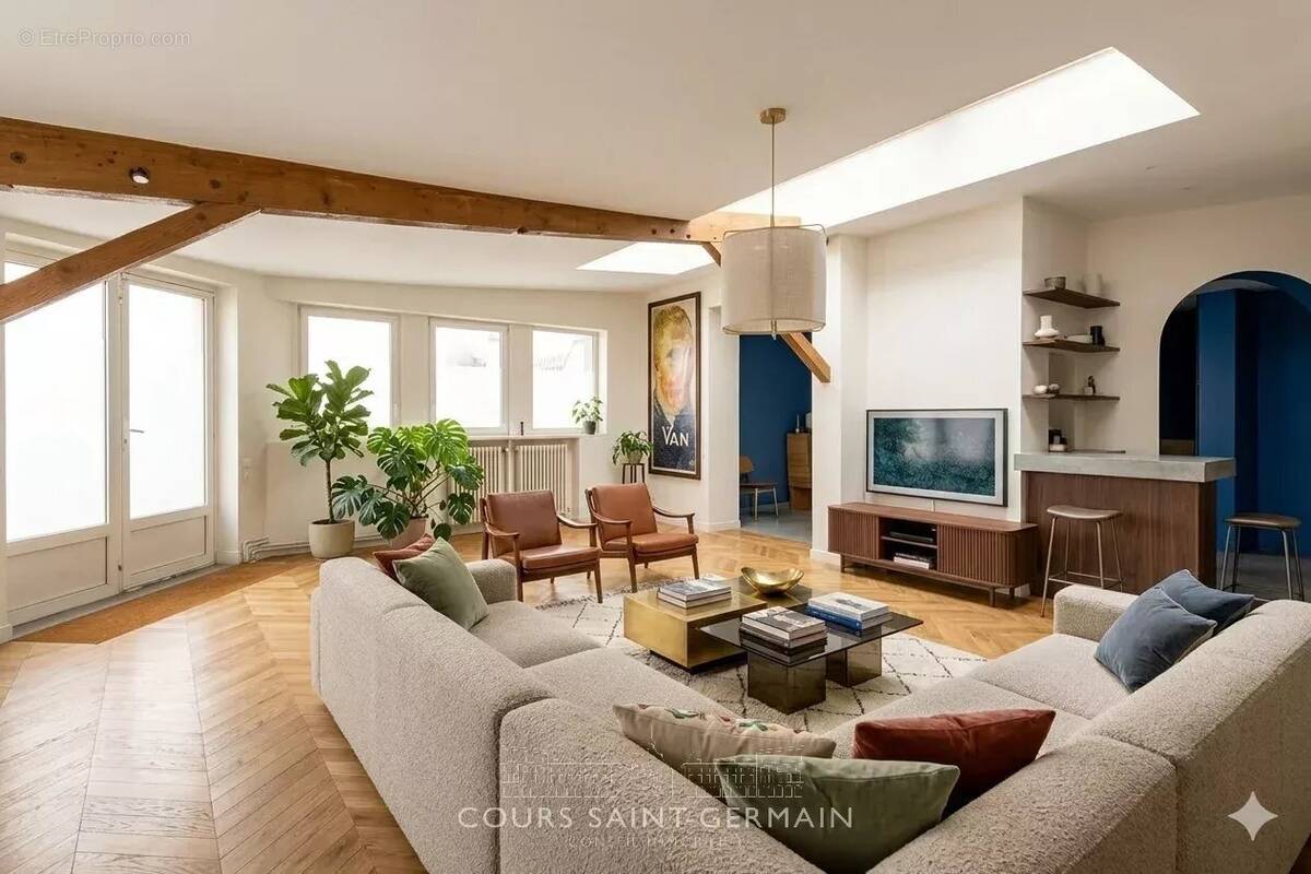Appartement à PARIS-10E