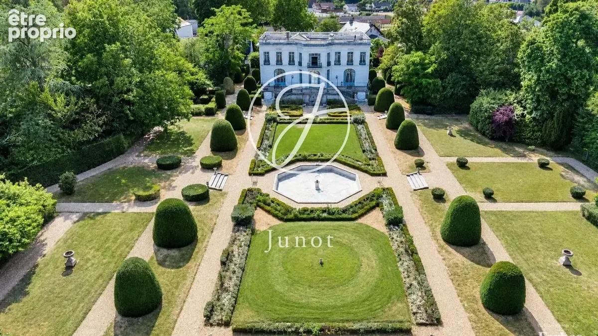 Anet - EURE-ET-LOIR - Château néoclassique au bord de l'Eure - photo 2