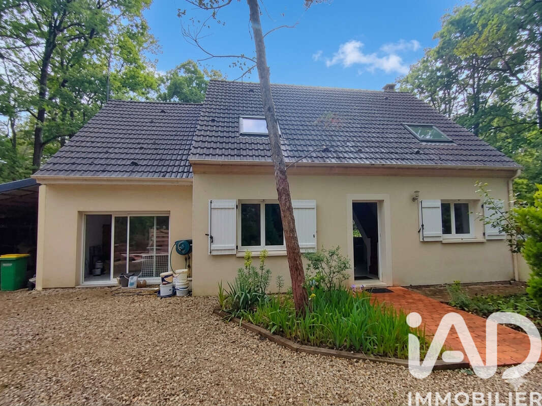 Maison 133 m² à Sommecaise  - photo 2