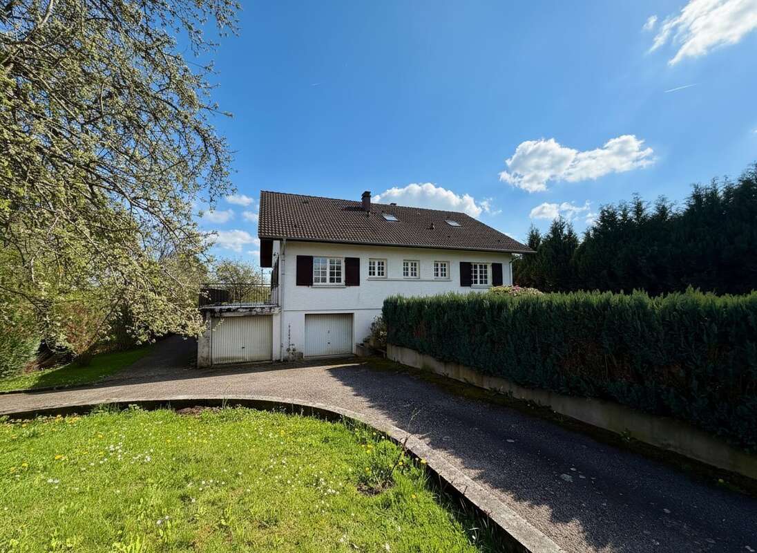Maison 205 m² à Uxegney  - photo 9