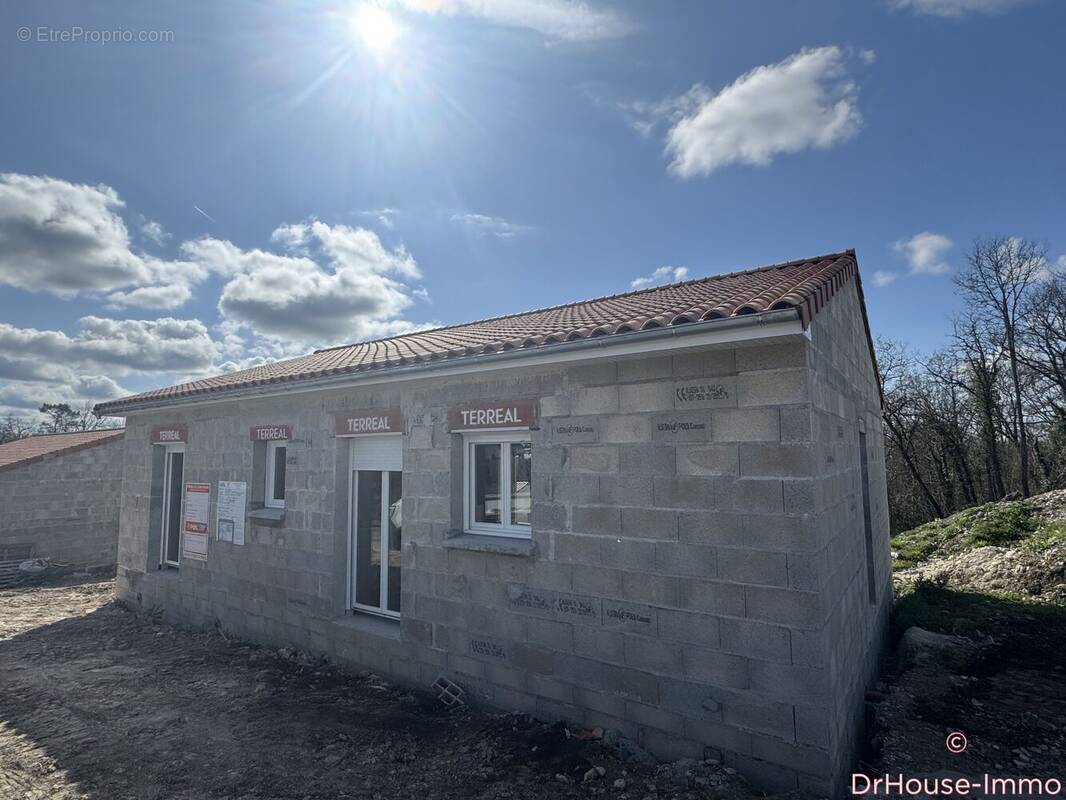 Maison à TRELISSAC