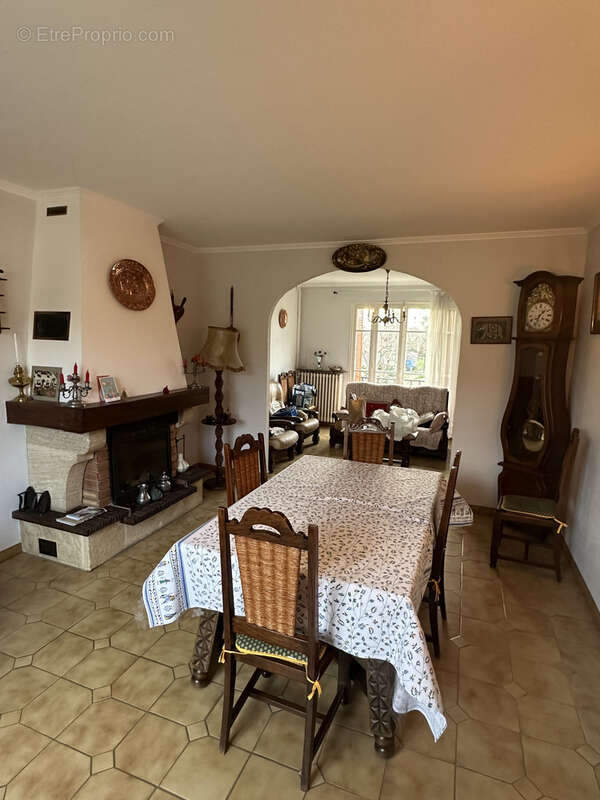Maison à LE MEE-SUR-SEINE
