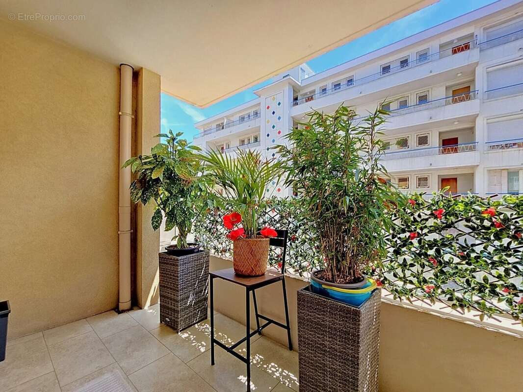 Cannes standing recent : grand 4 pieces de 104,36 m² avec grand garage fermé - photo 17