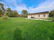 Photo 1 - Maison à SAINT-ASTIER