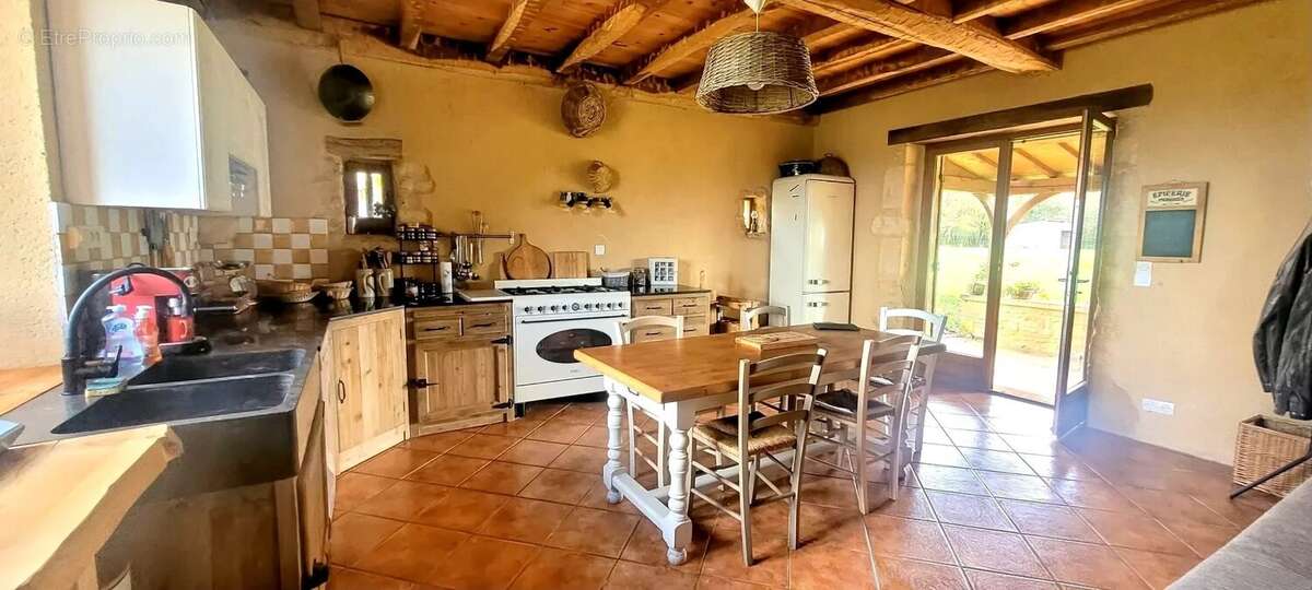 Maison à SAINT-AVIT-SENIEUR