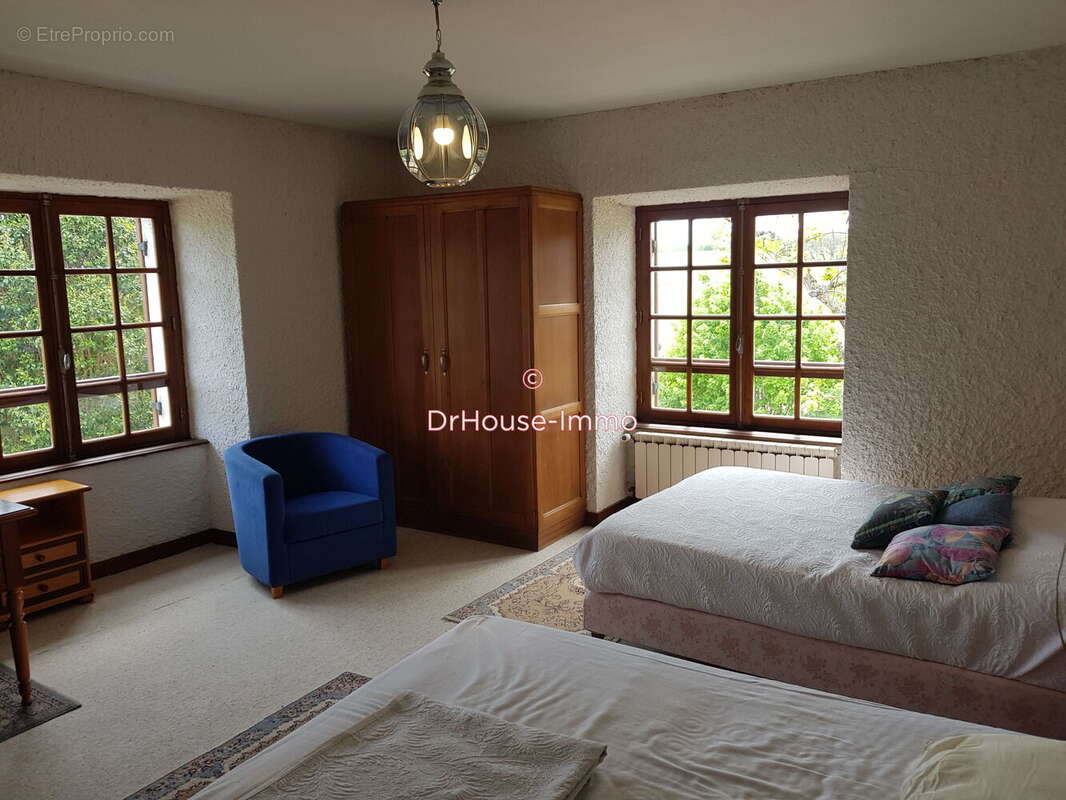 Maison 215 m² à Mensignac  - photo 809