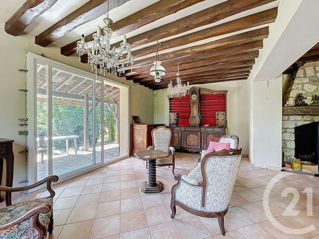 Maison à SAINT-VALERIEN