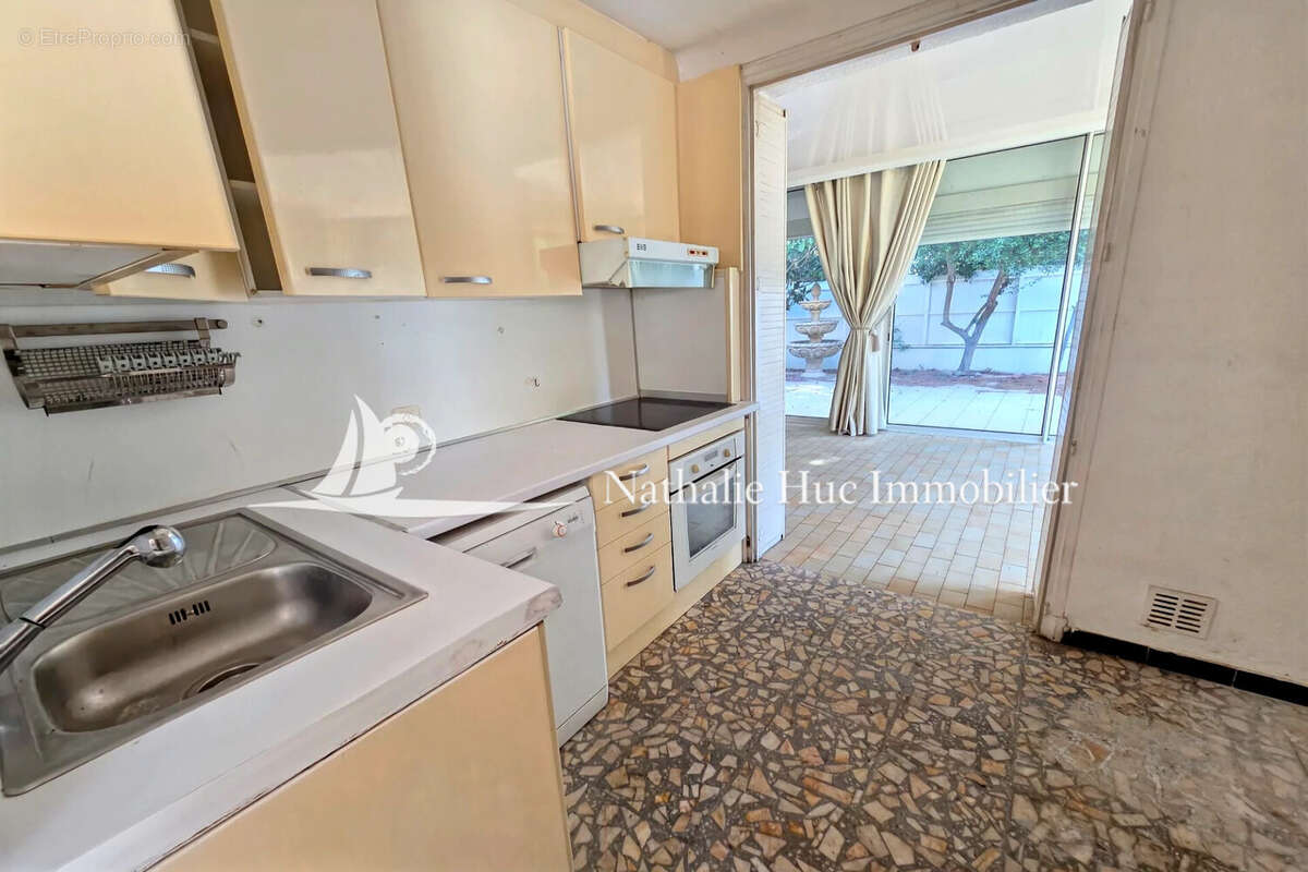 Appartement 47 m² à Saint-Nazaire  - photo 2