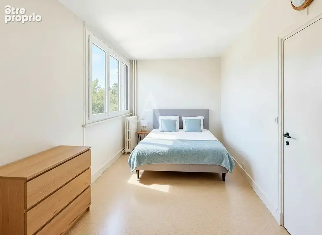 Appartement Meaux F2 de 56 m2 - proche gare et centre ville - balcon - ascenseur - cave et parking. - photo 4