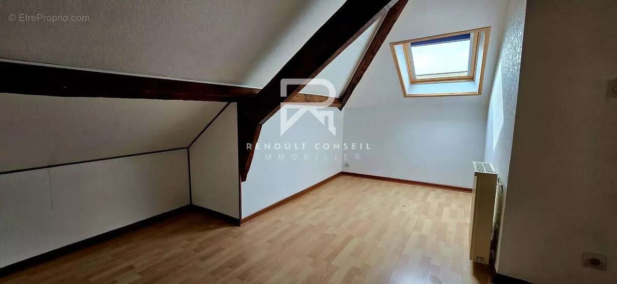 Appartement à LES DAMPS