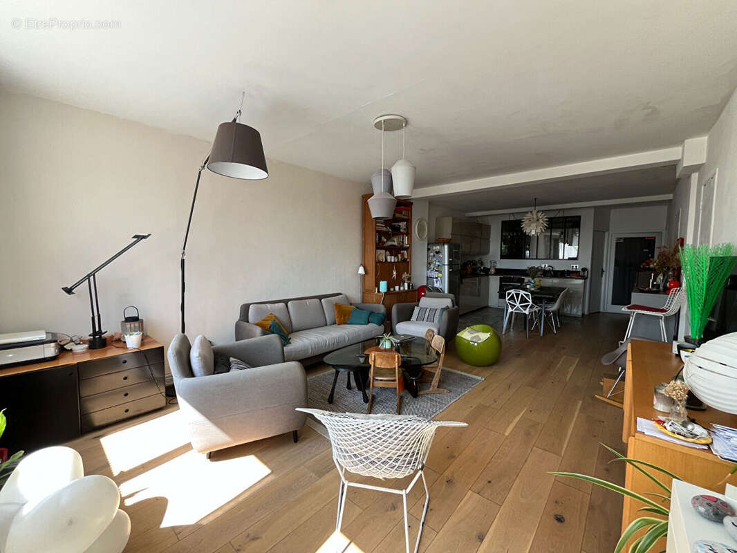 Appartement à SURESNES