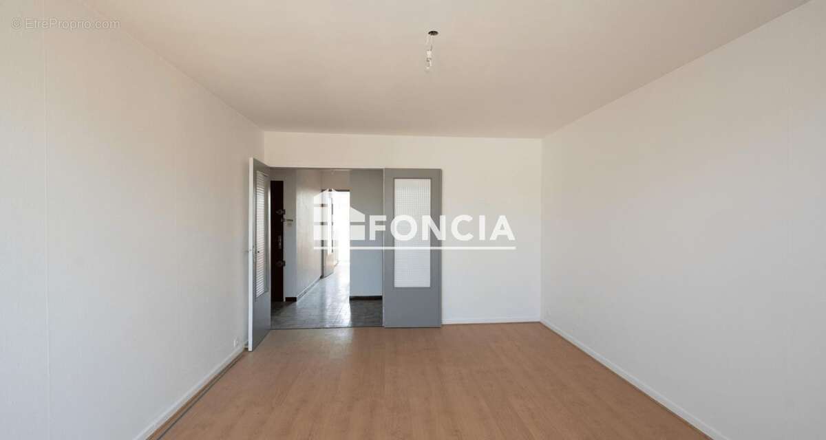 À VENDRE – Appartement T3 avec terrasse et garage - photo 8