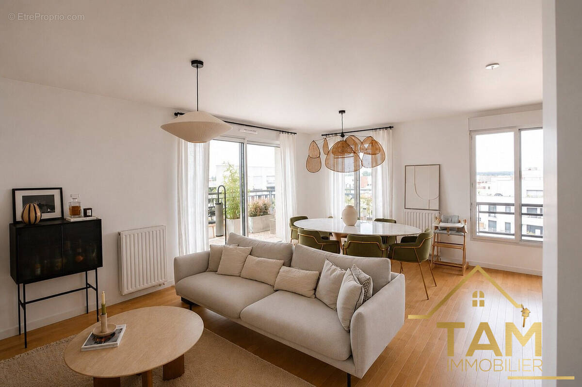 Appartement à SAINT-CYR-L'ECOLE