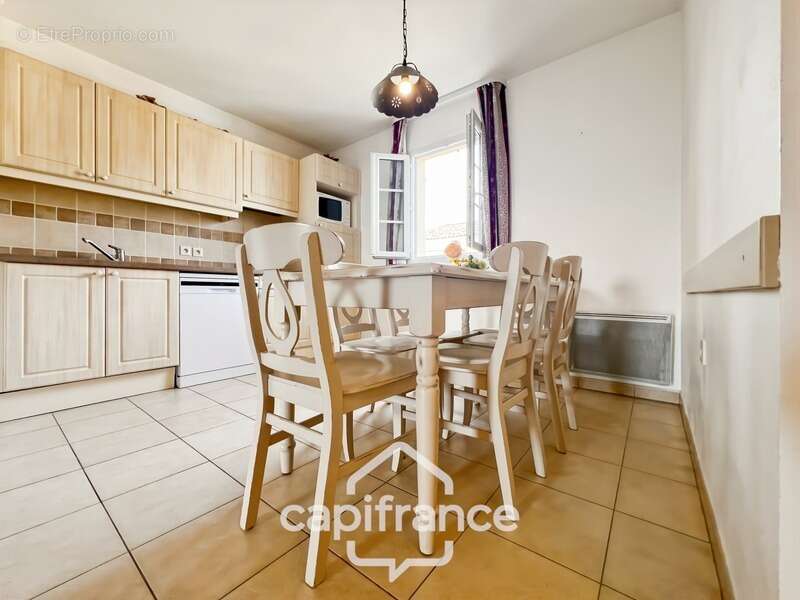 Appartement à MALLEMORT