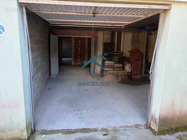 Lot avec terrasse privative - Lot à aménager - photo 9