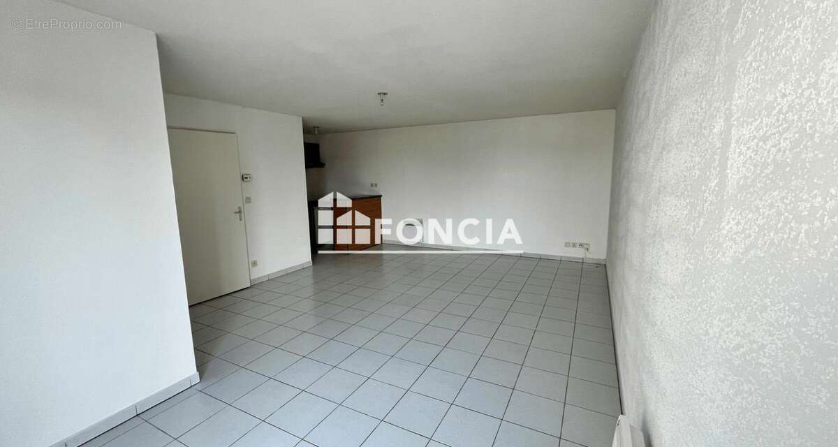 Appartement à MONTIGNY-EN-GOHELLE