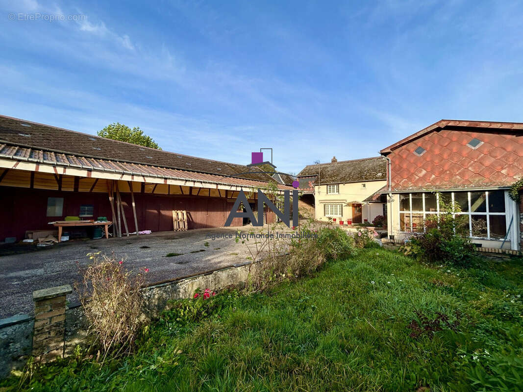 Maison à YERVILLE