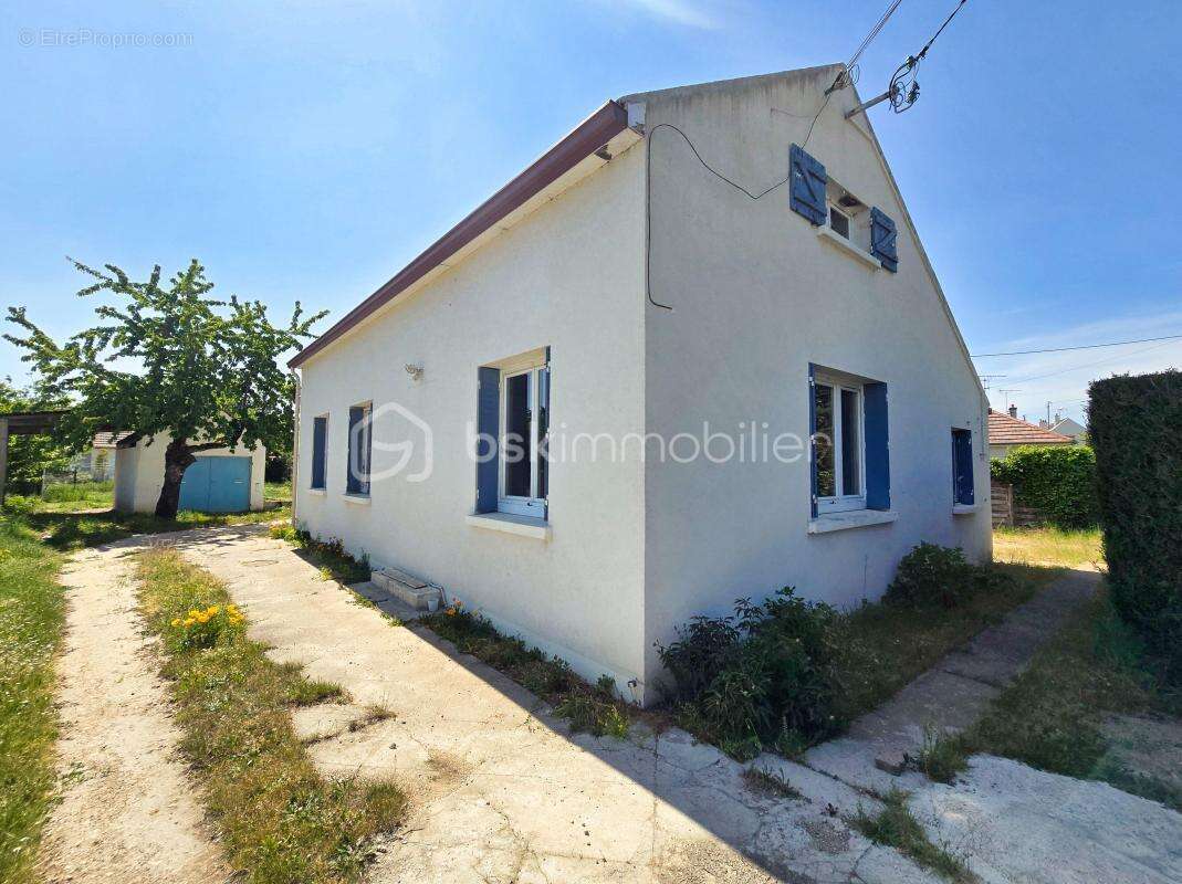 Maison à CHATEAUNEUF-SUR-LOIRE