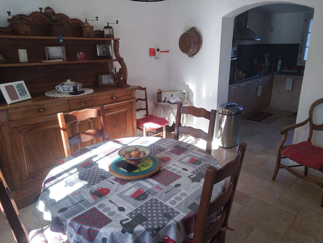 Maison à SAINT-CHRISTOL-LES-ALES