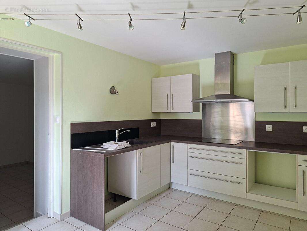 Appartement à PERRECY-LES-FORGES