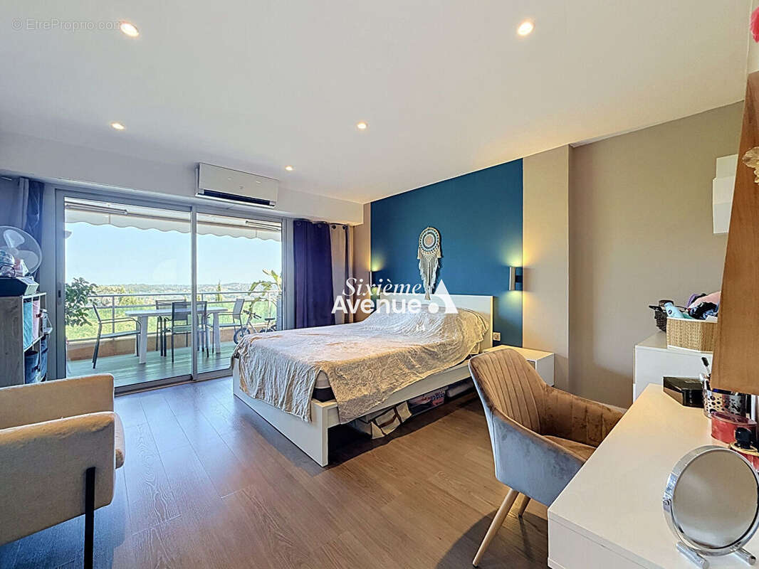 A vendre à Grasse 3 pièces 66 m2 traversant avec loggia, balcon de 17m² parking et cave - photo 5