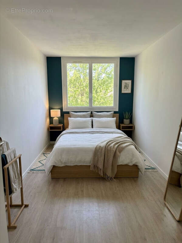 Appartement à BUC