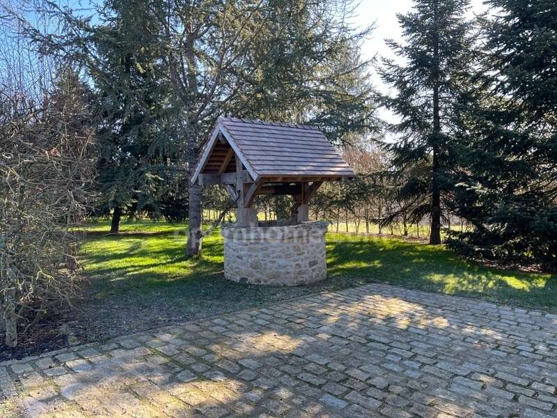 Maison à MAILHAC-SUR-BENAIZE