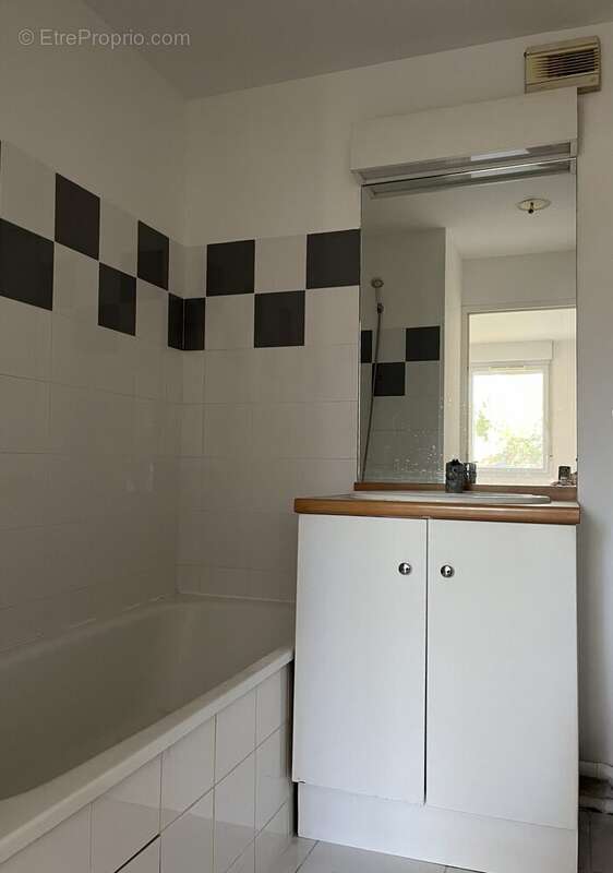 Appartement à FONBEAUZARD