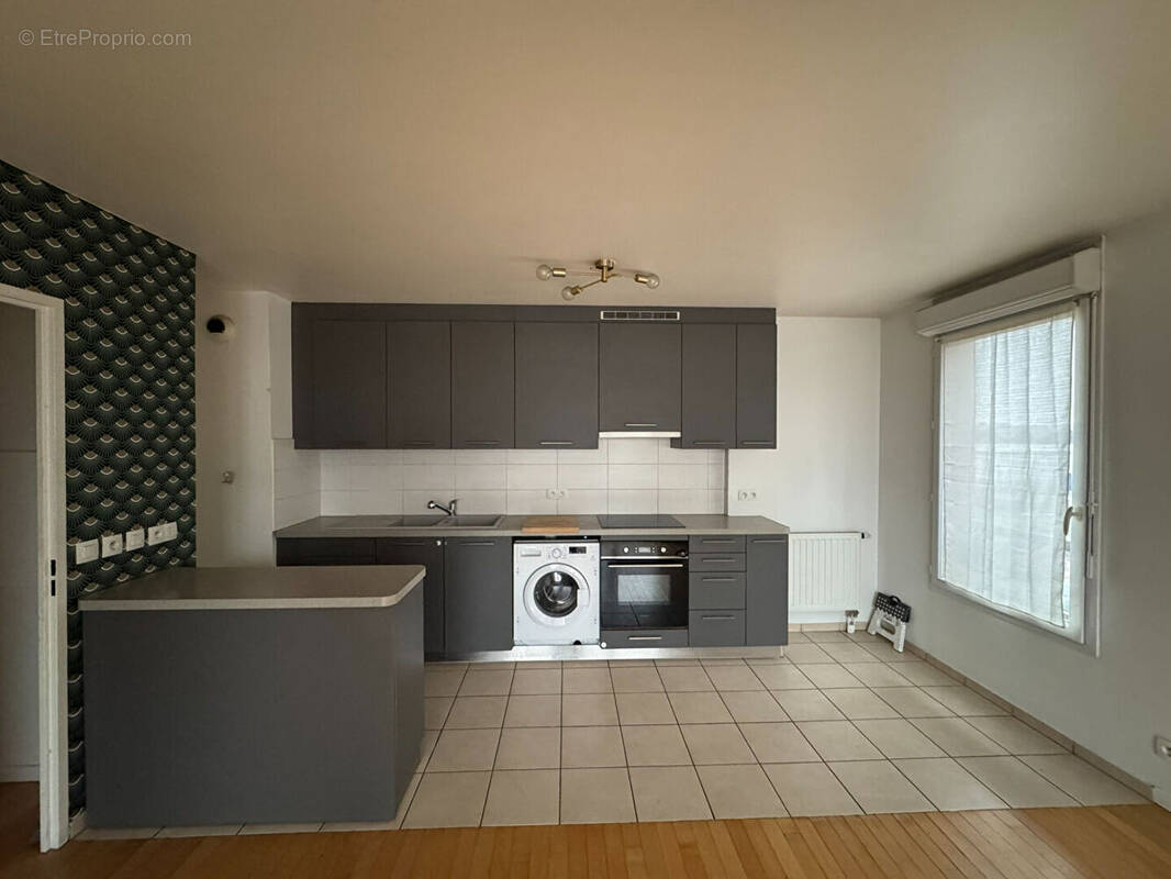 Appartement à AUBERVILLIERS
