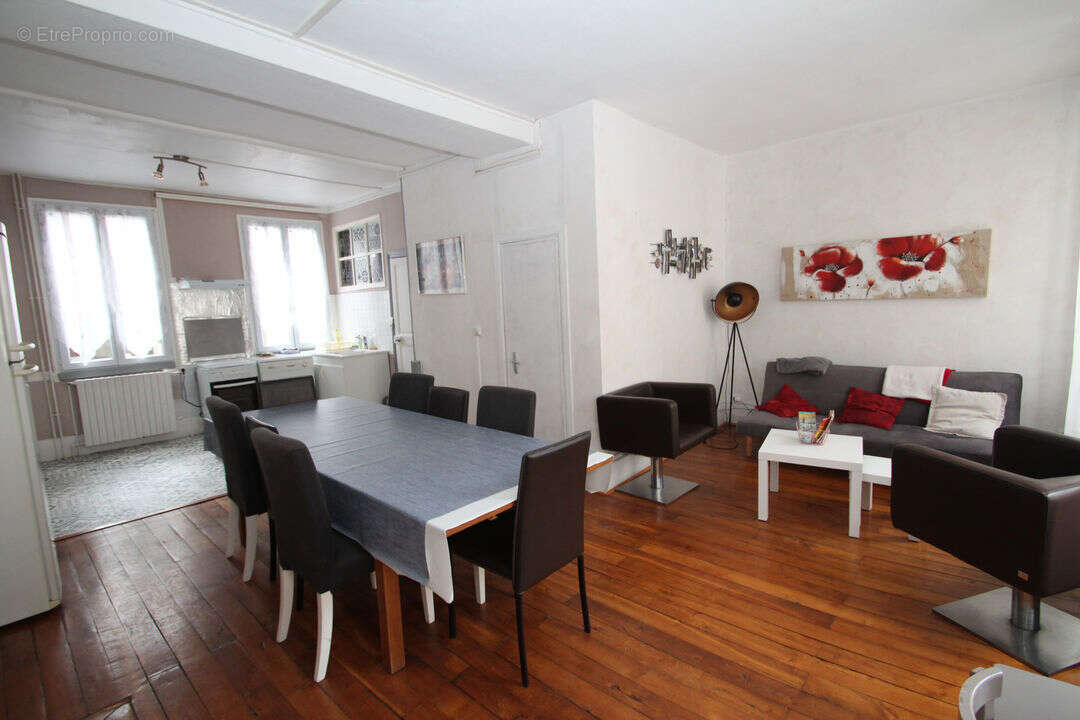 Appartement à DECIZE